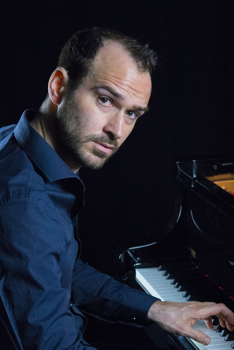 Beat Oezmen, Jazzpianist und Live-Begleitung bei Jazz For Your Soul